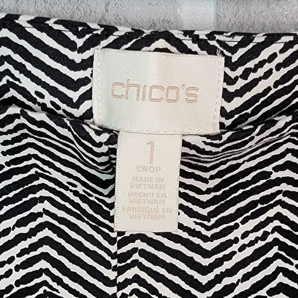 Chico's Crop Zebra Style Print Crop Leg Caucho Capri Pants Women's Size 1 - Picture 6 of 16